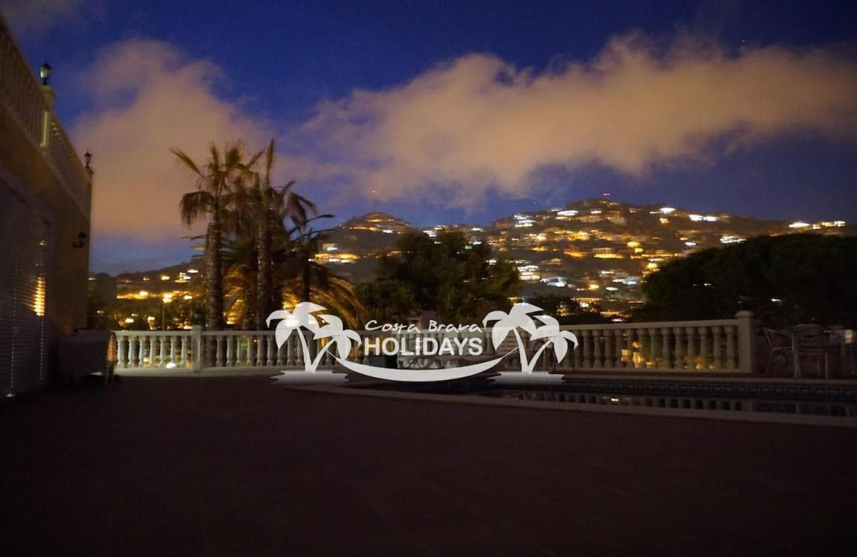 Costa Brava Holidays Yuca, Sea Views, Pool