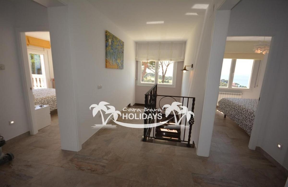 Villa Costa Brava Holidays Yuca, Sea Views, Pool
