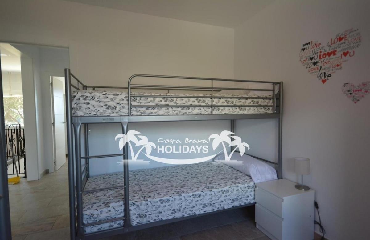 Costa Brava Holidays Yuca, Sea Views, Pool *