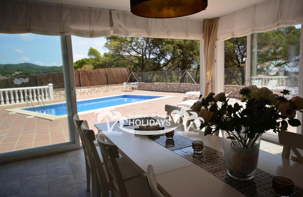 Villa Costa Brava Holidays Yuca, Sea Views, Pool Lloret de Mar