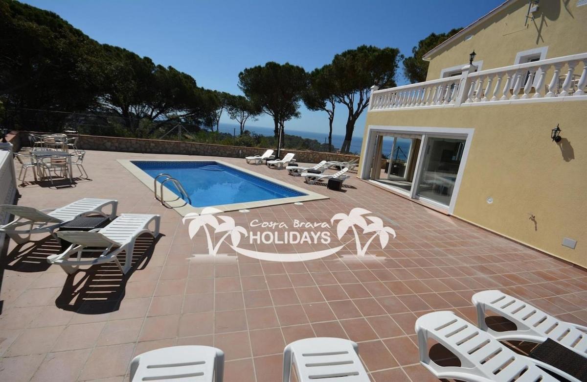 Costa Brava Holidays Yuca, Sea Views, Pool Villa